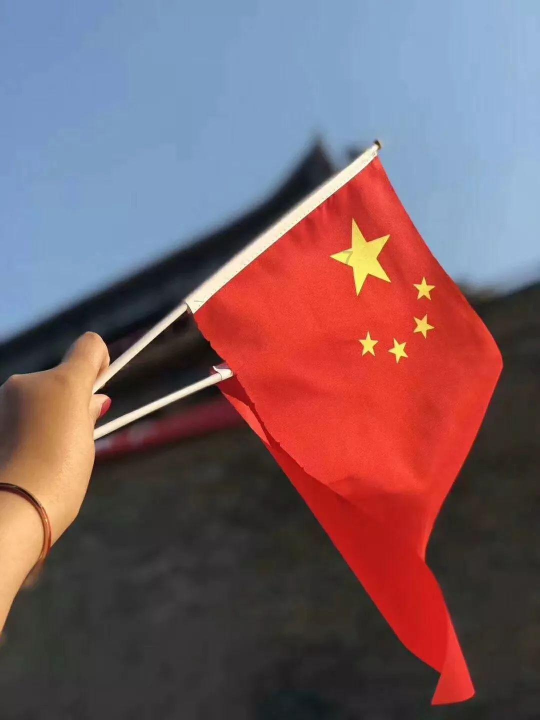 小区地库污水横流，社区协调解决